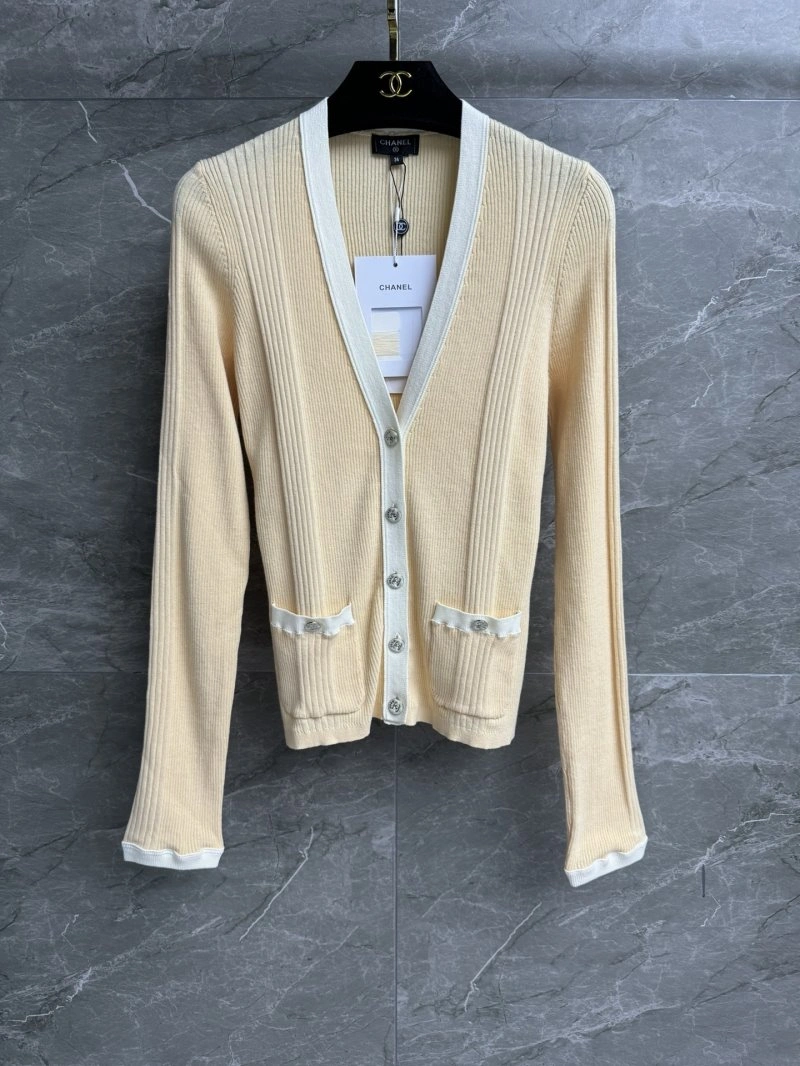 SunProtective Chanel Sweaters 108017