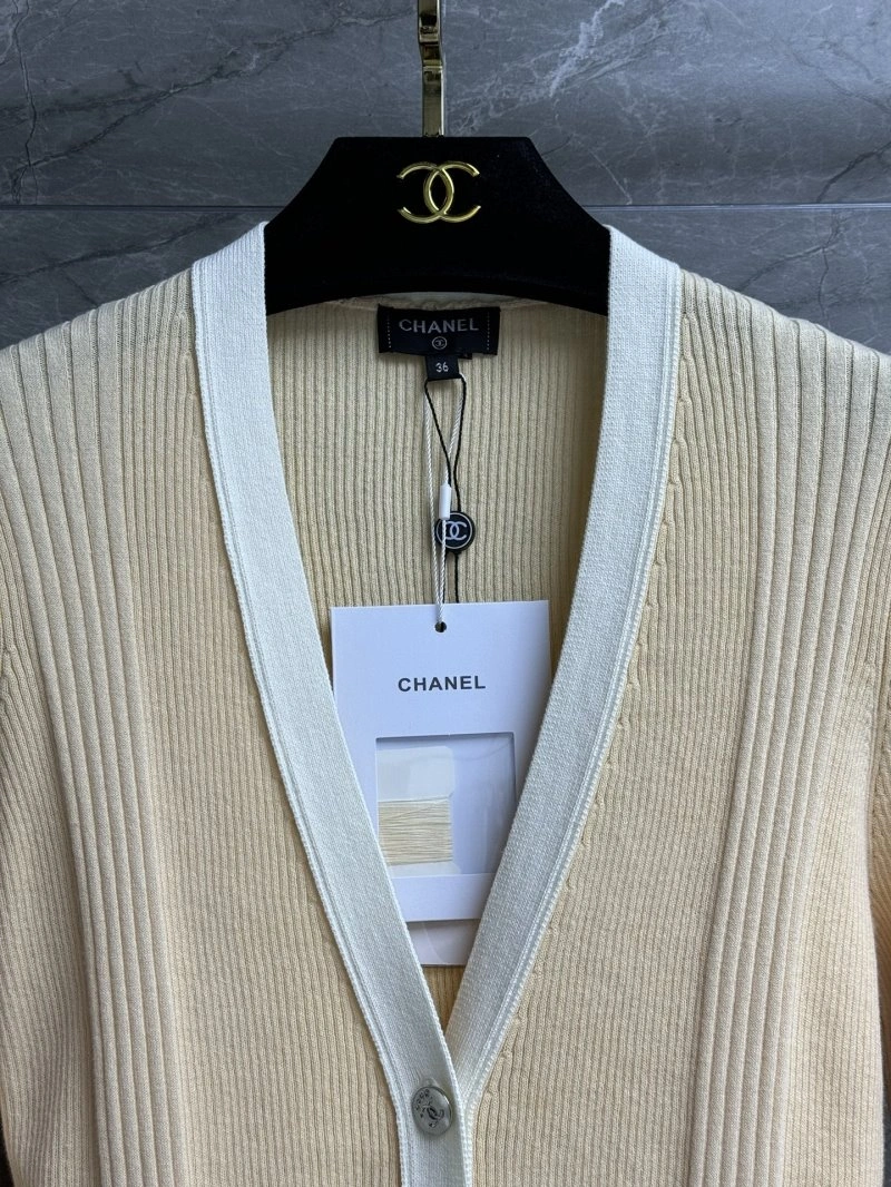 SunProtective Chanel Sweaters 108017