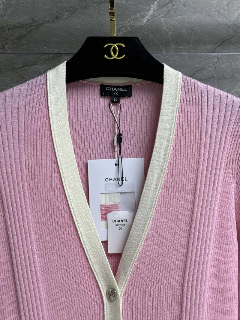 Vibrant Chanel Sweaters 108029