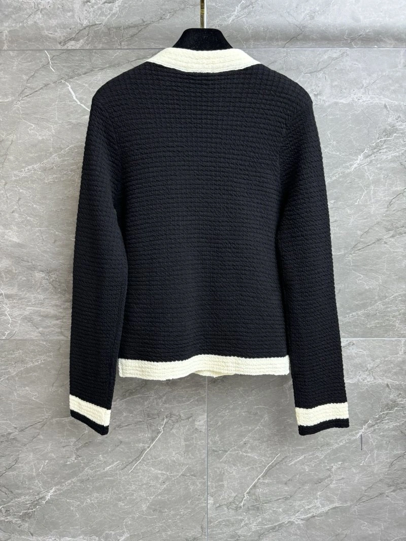 Bold Chanel Sweaters 108030