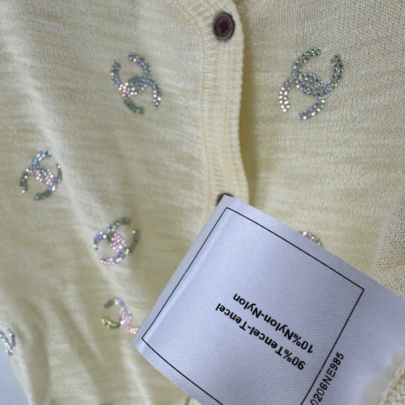 Elegant Chanel Sweaters 108013