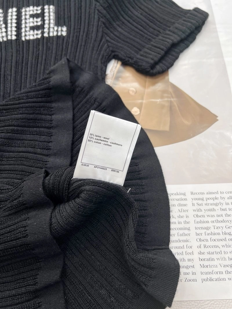 SoftTouch Chanel Sweaters 109724