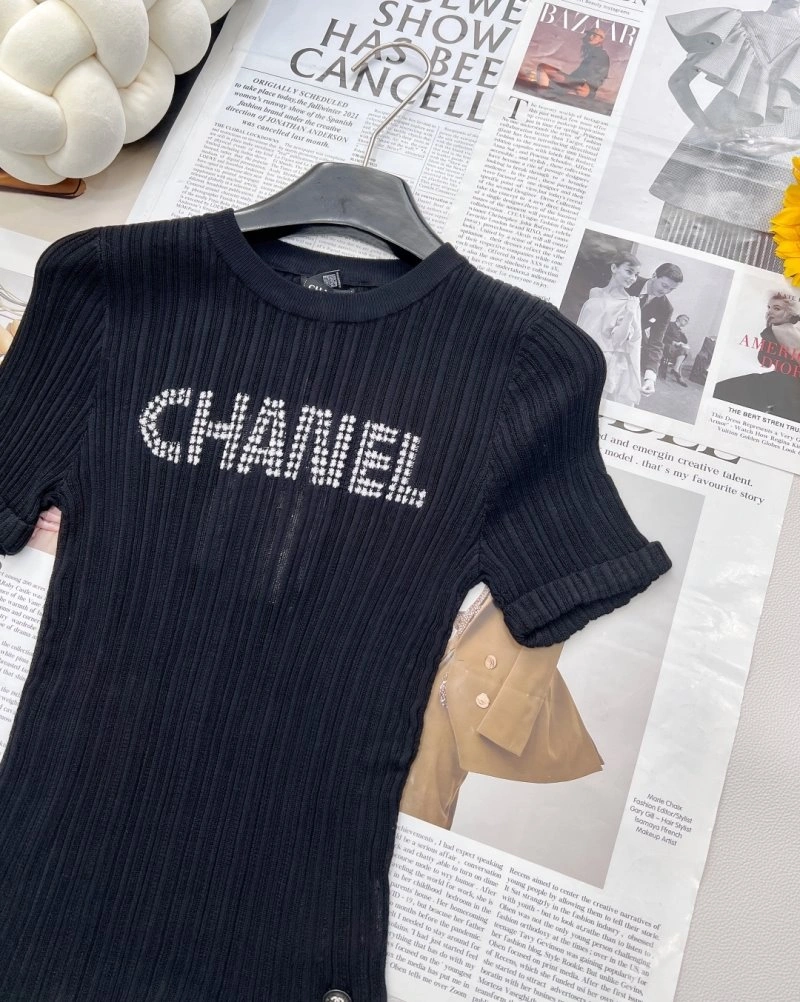 SoftTouch Chanel Sweaters 109724
