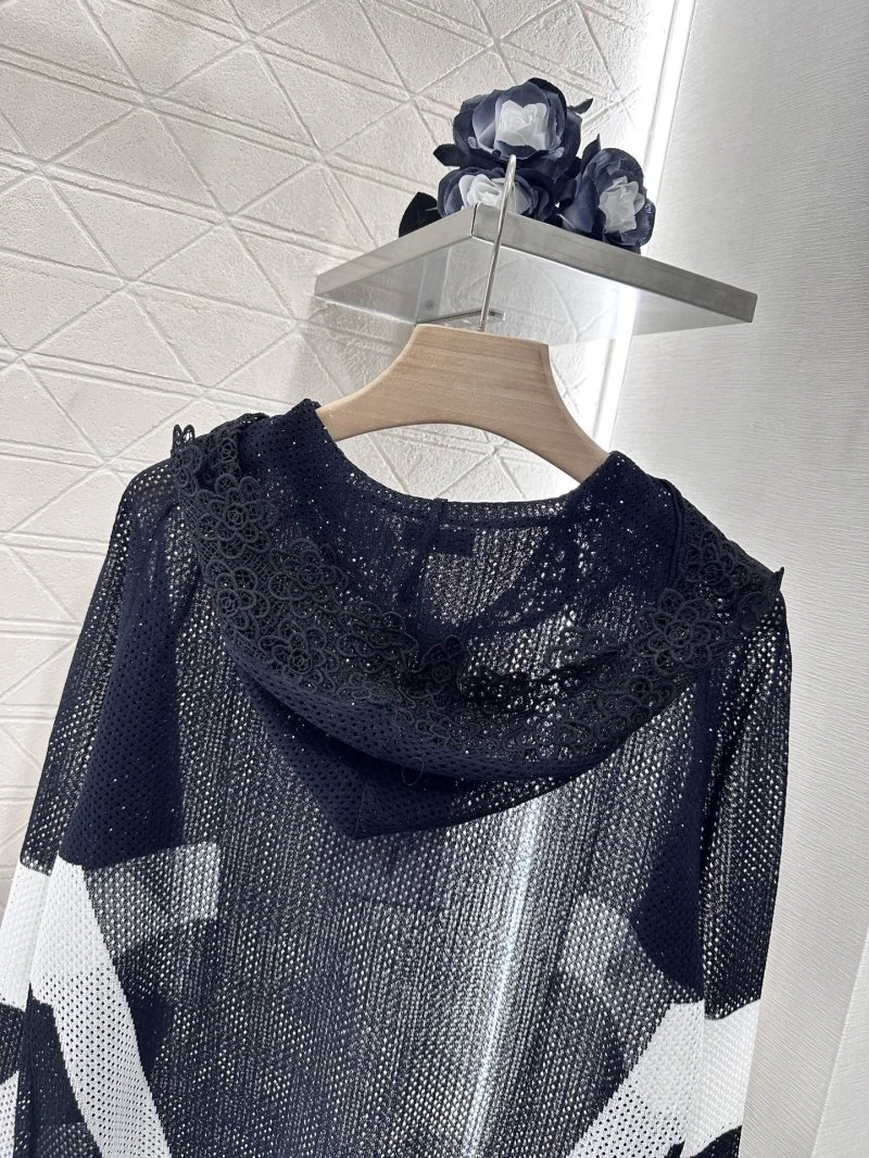 Timeless Chanel Sweaters 109697