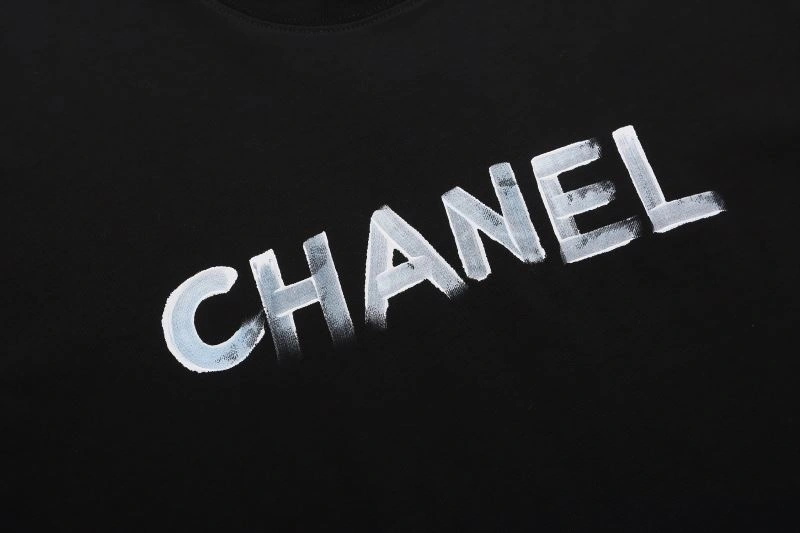 Chanel T-Shirts Youthful 111523