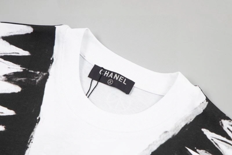 Chanel T-Shirts Vibrant 111392