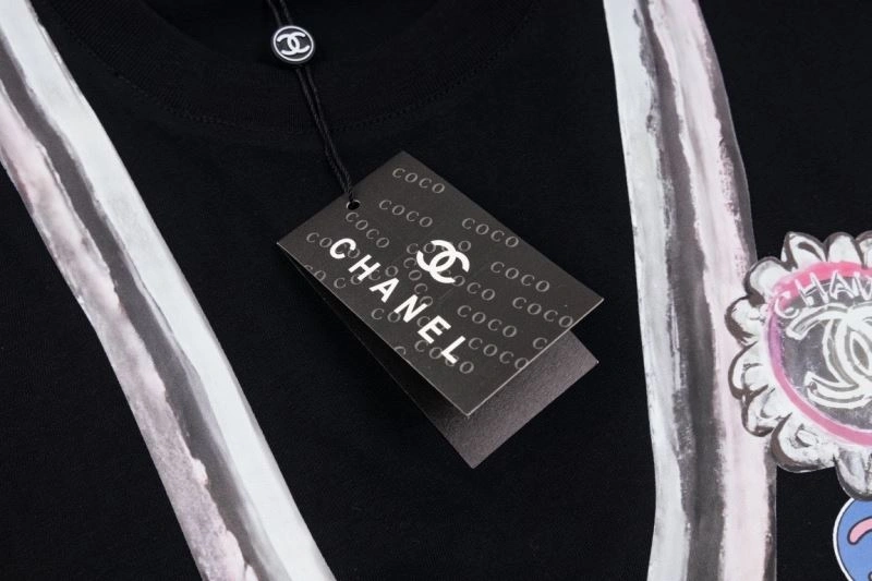 Chanel T-Shirts Modern 111390