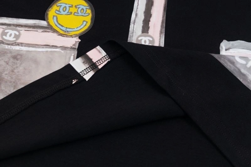 Chanel T-Shirts Modern 111390