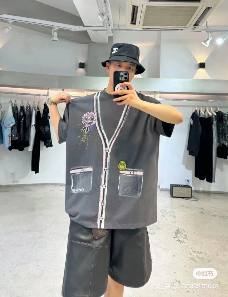 Chanel T-Shirts Modern 111390