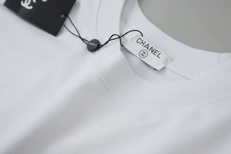 Chanel T-Shirts Breathable 111391