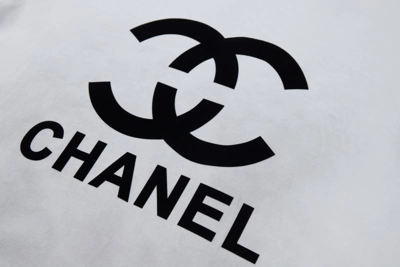 Chanel T-Shirts Breathable 111391