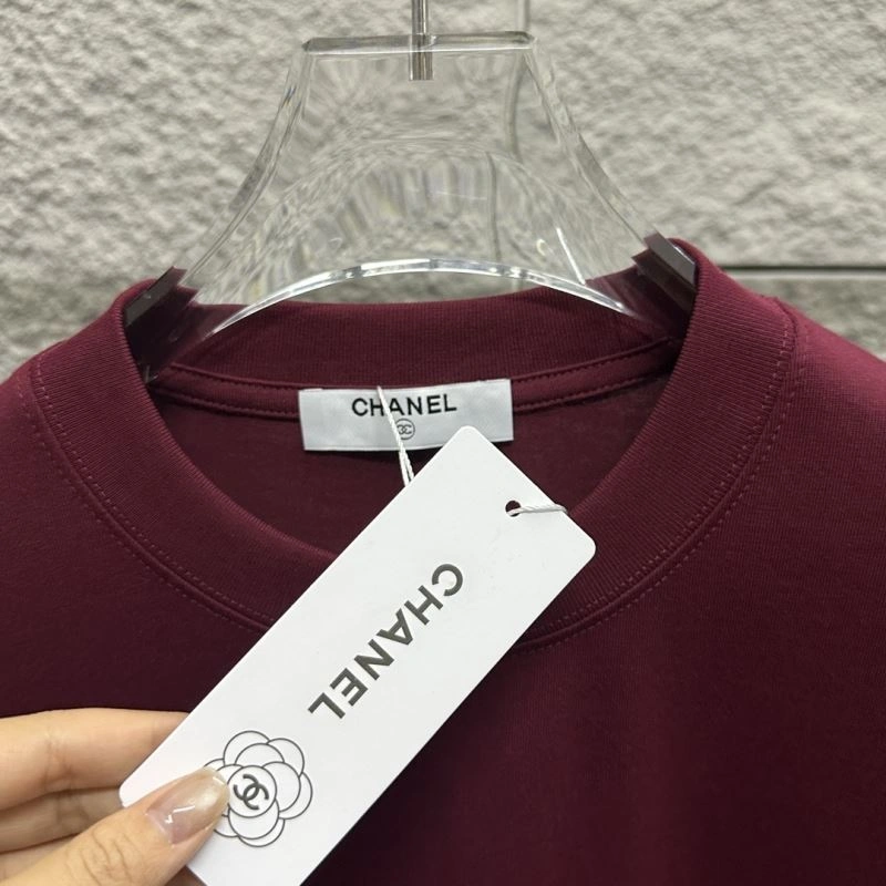 Supportive Chanel T-Shirts 111384