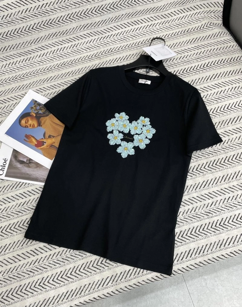 Bold Chanel T-Shirts 109346