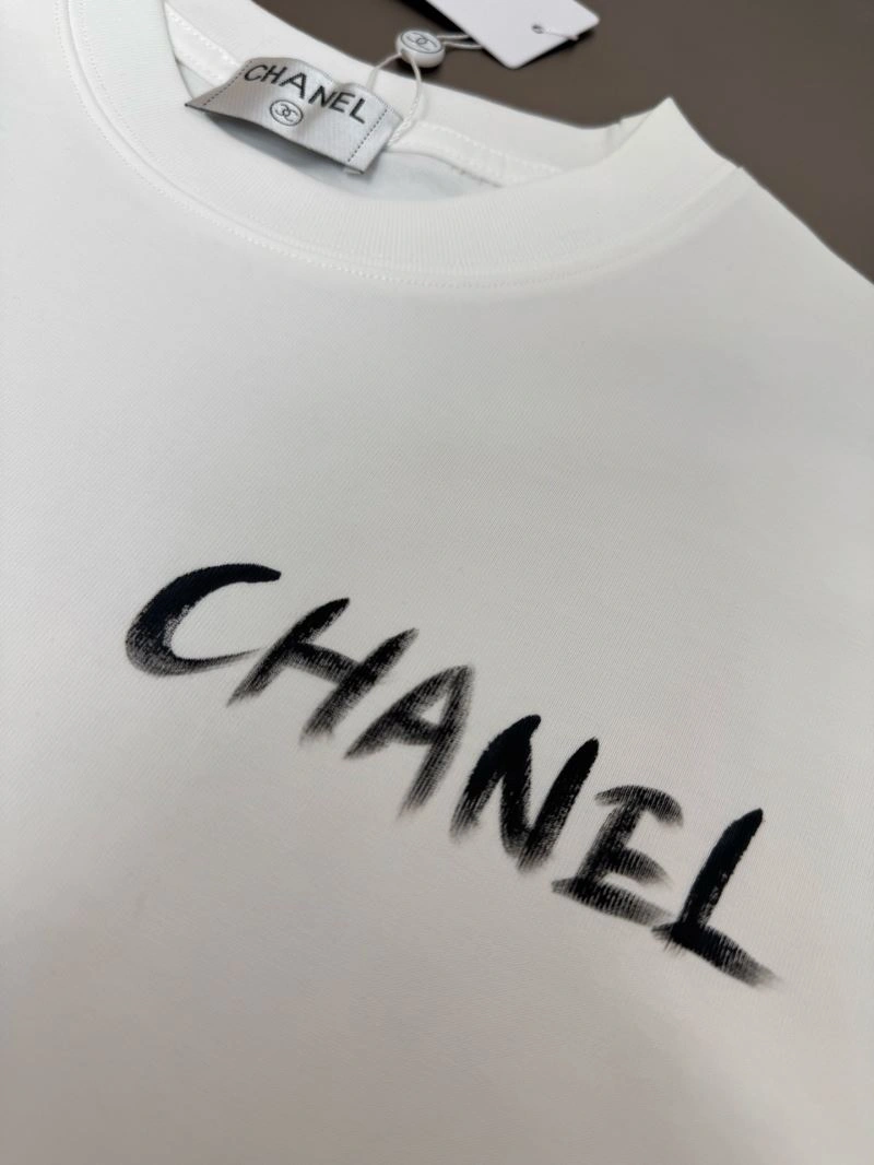 Chanel T-Shirts FashionForward 111363