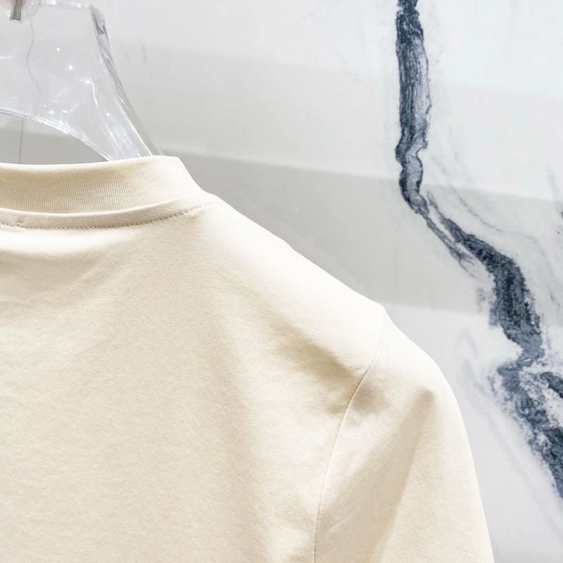 Bold Chanel T-Shirts 111361