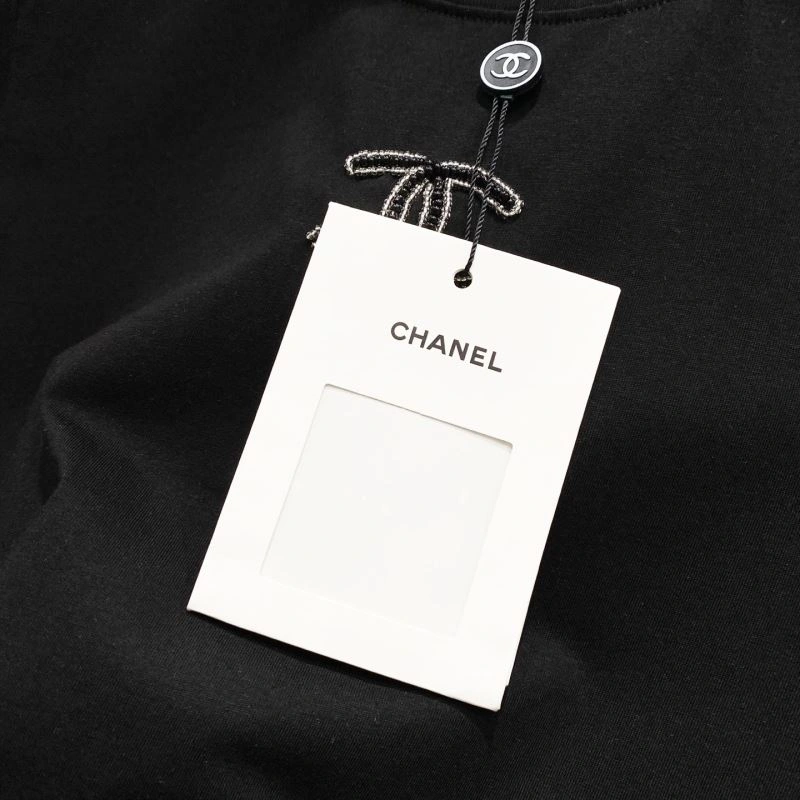 Chanel T-Shirts Unisex 111352