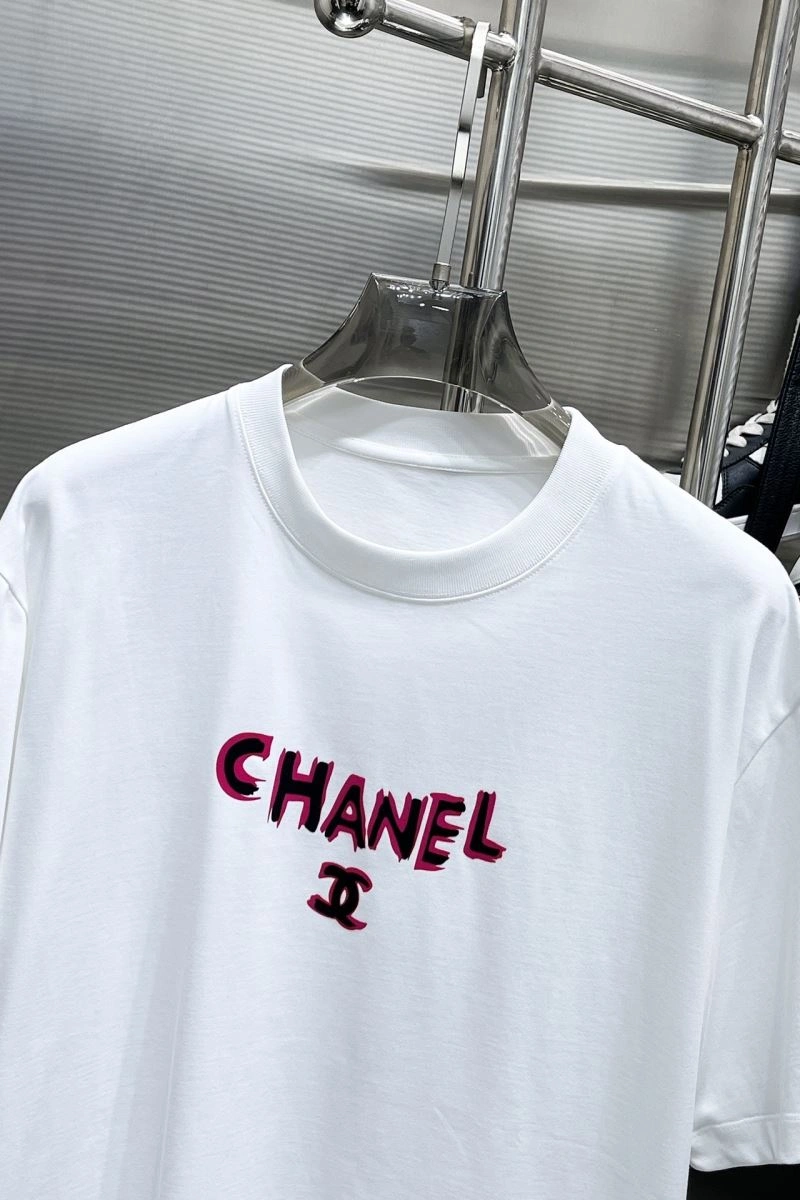 Breathable Chanel T-Shirts 111339