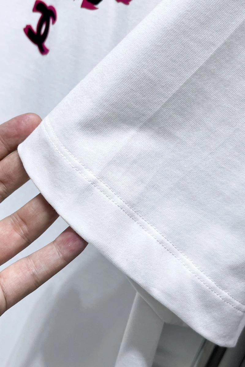 Breathable Chanel T-Shirts 111339