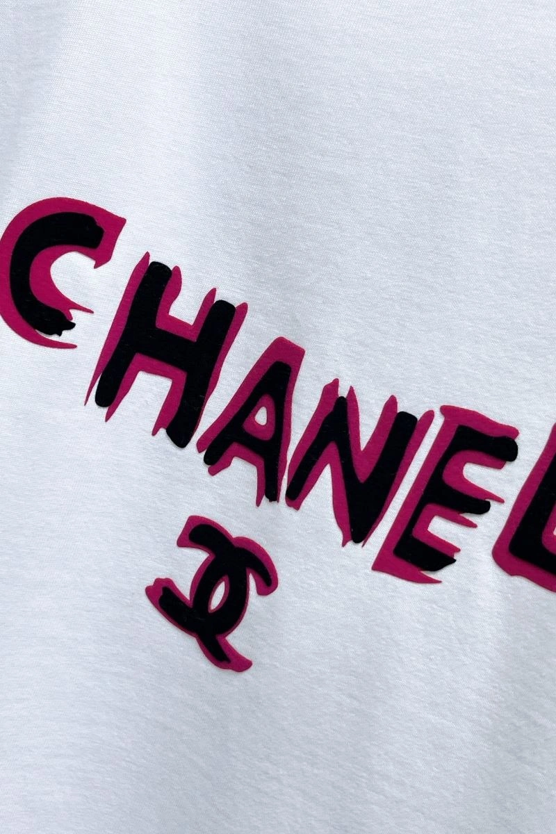 Breathable Chanel T-Shirts 111339