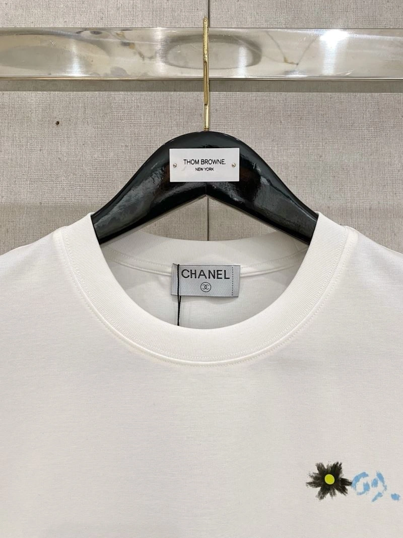 WaterResistant Chanel T-Shirts 111354