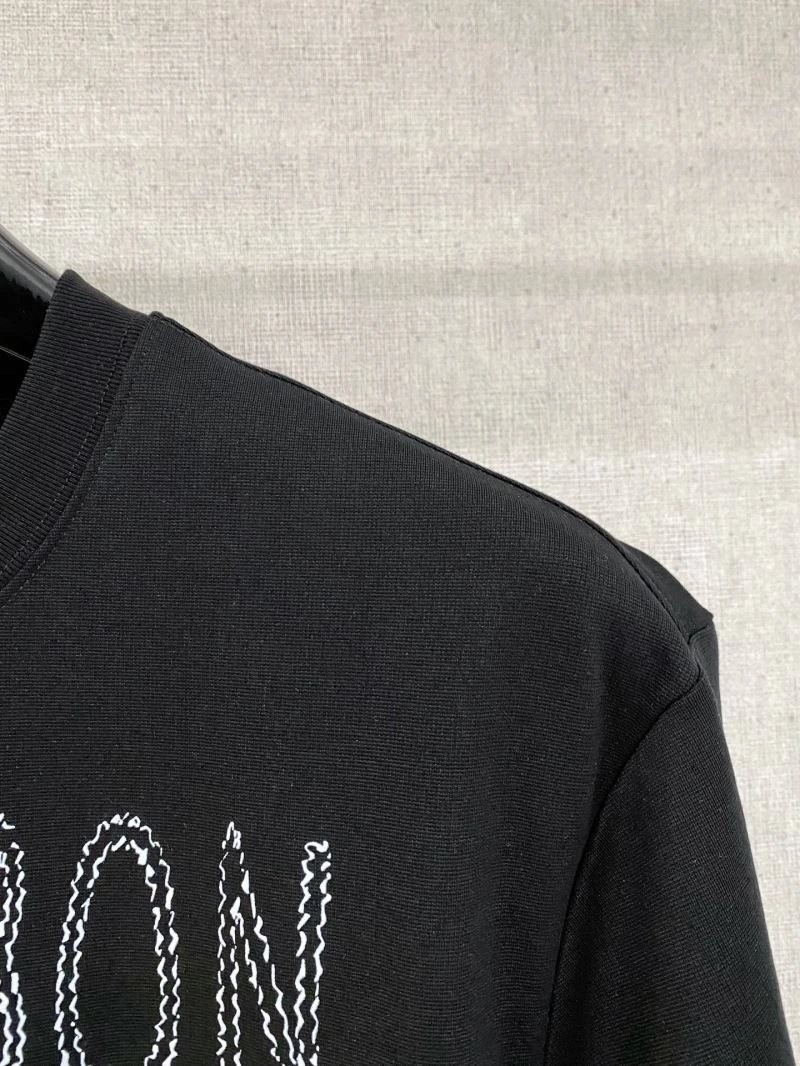 Chanel T-Shirts WrinkleFree 111342