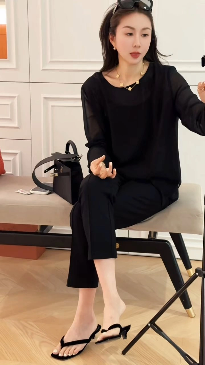 Chanel T-Shirts Flexible 108778