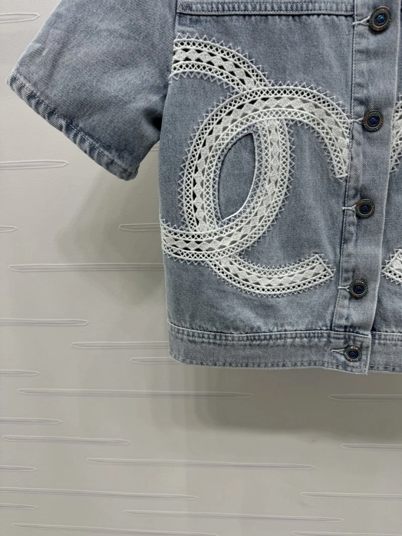Chanel T-Shirts StreetReady 108745