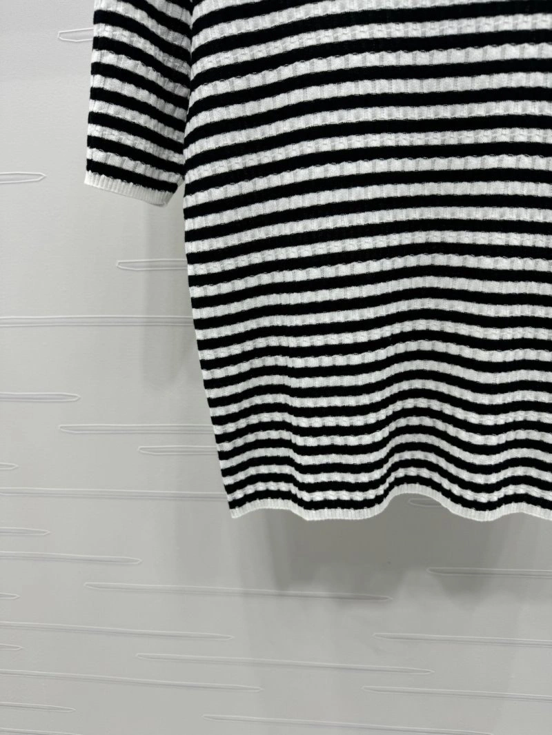 Chanel T-Shirts Seasonal 108741
