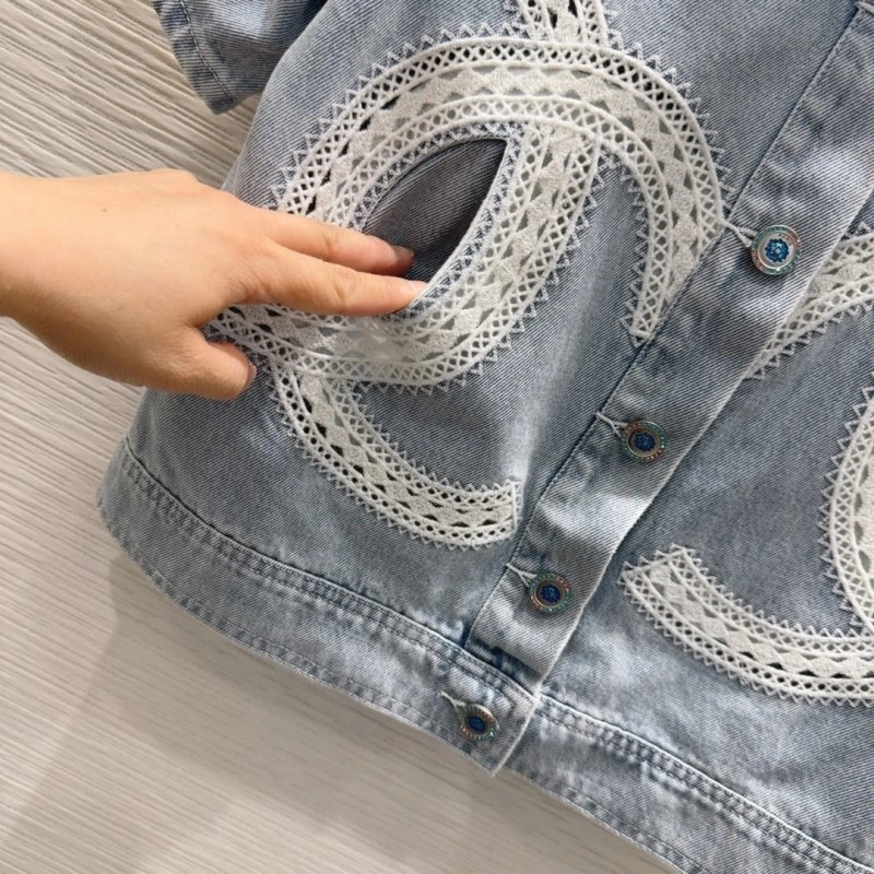 Trendy Chanel T-Shirts 108723
