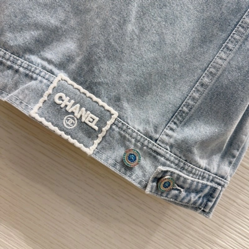 Trendy Chanel T-Shirts 108723