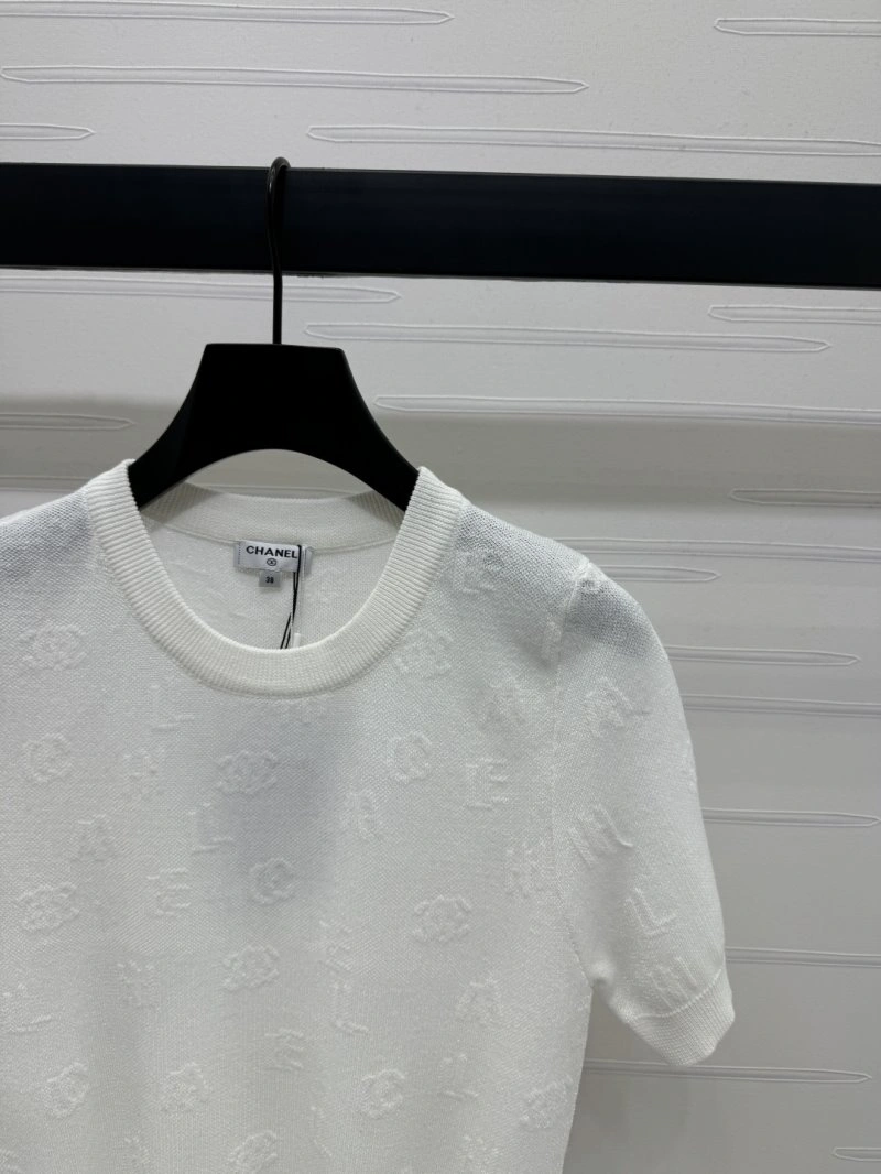 Bold Chanel T-Shirts 108733