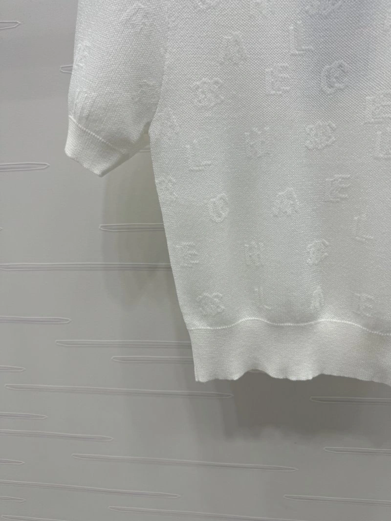 Bold Chanel T-Shirts 108733