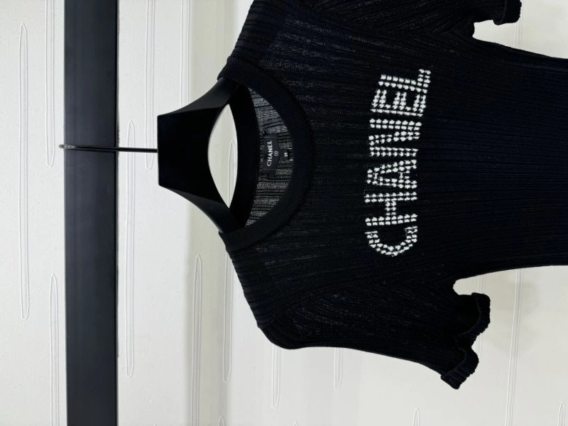Chanel T-Shirts UrbanChic 108724