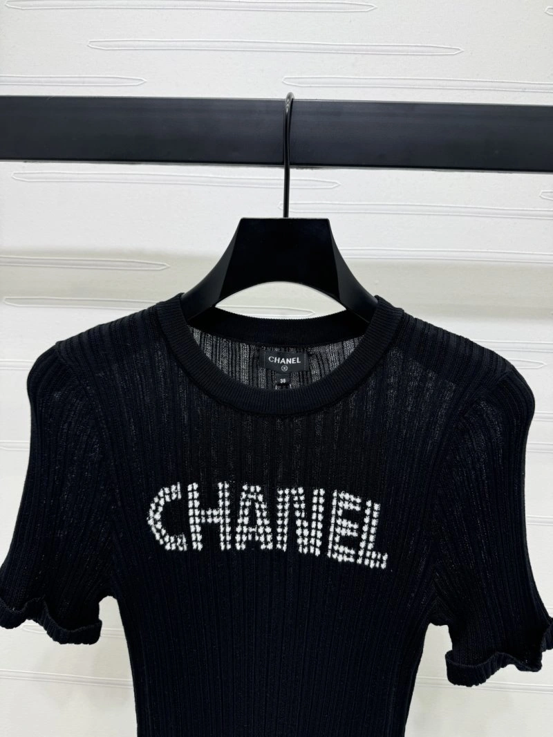 Chanel T-Shirts UrbanChic 108724