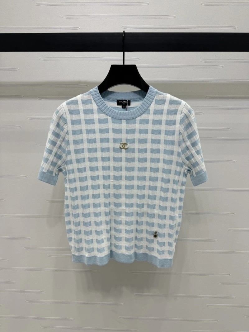 Cozy Chanel T-Shirts 108706
