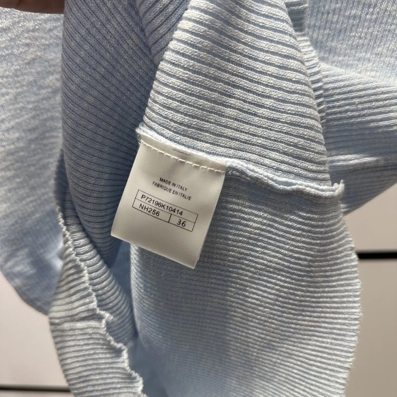 Breathable Chanel T-Shirts 108705