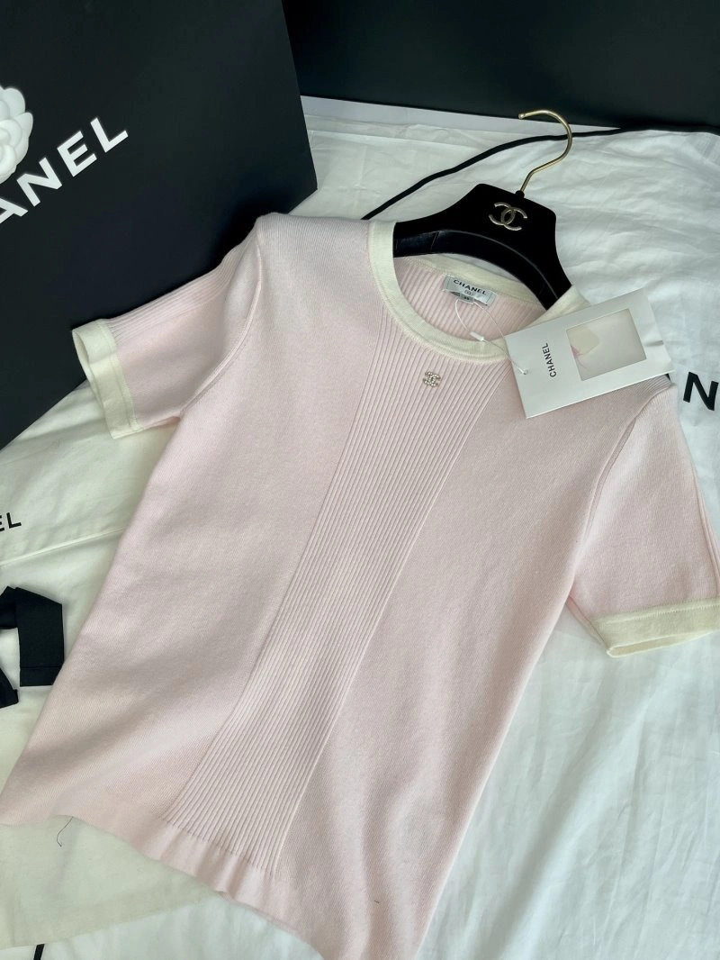 Chanel T-Shirts SmoothTexture 108691