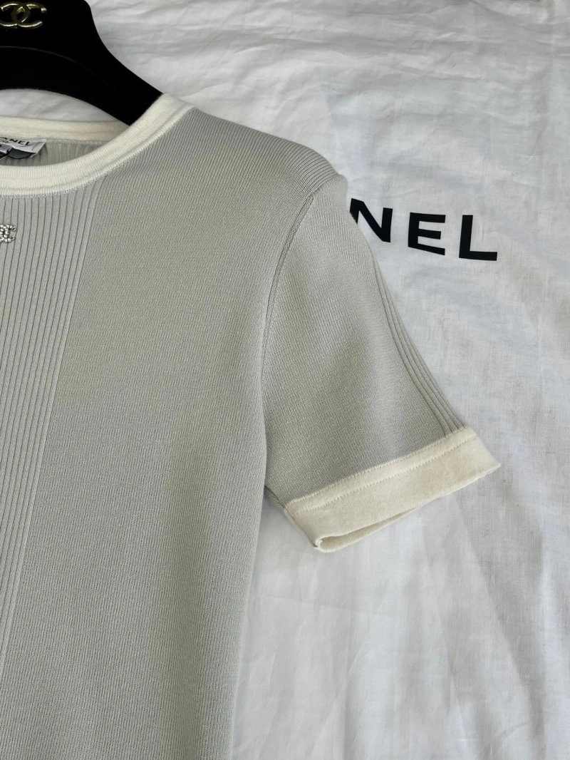 Chanel T-Shirts SmoothTexture 108670