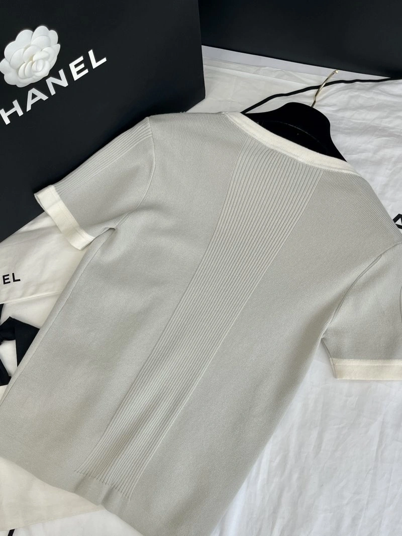 Chanel T-Shirts SmoothTexture 108670