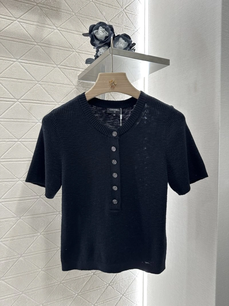 Chanel T-Shirts Comfortable 108666