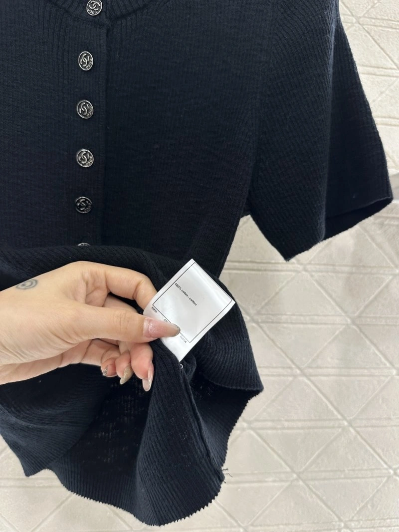 Chanel T-Shirts Comfortable 108666