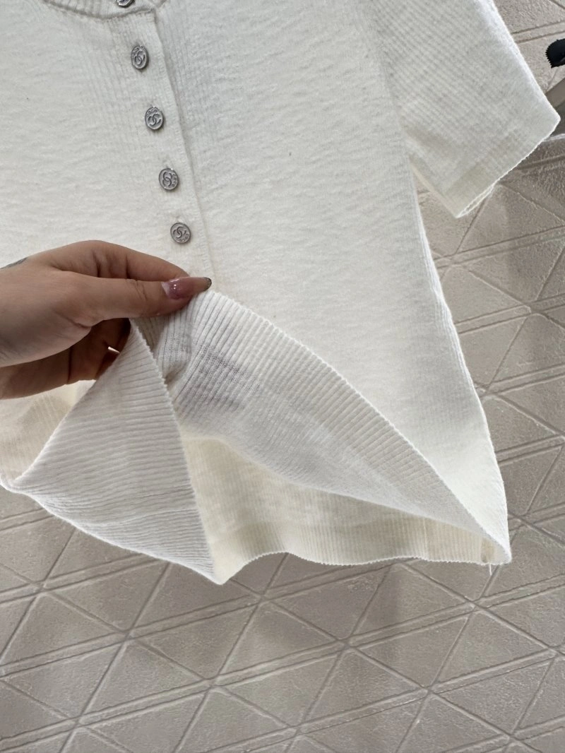 Chanel T-Shirts Unisex 108692