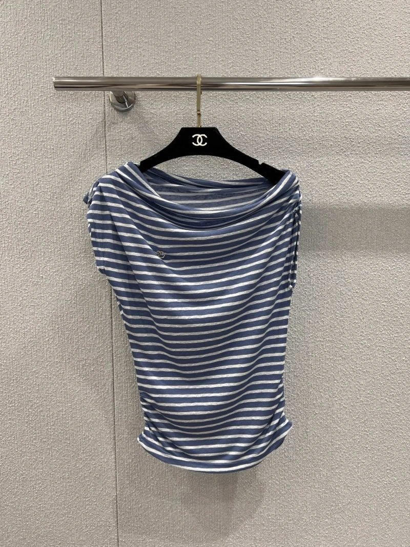 Versatile Chanel T-Shirts 108672