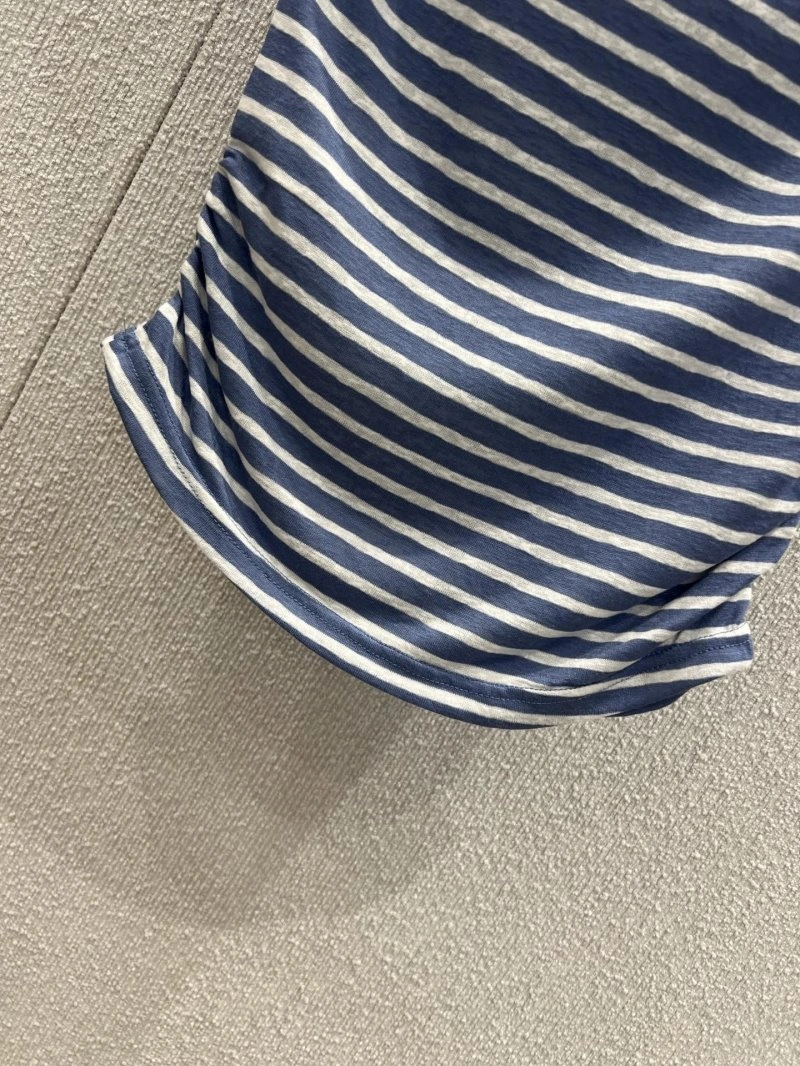 Versatile Chanel T-Shirts 108672