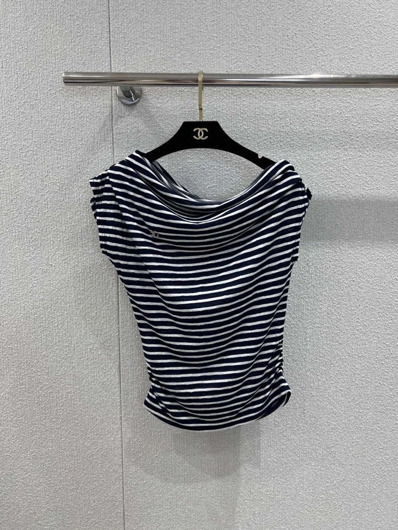 Chanel T-Shirts Comfortable 108674