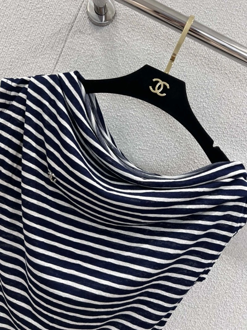 Chanel T-Shirts Comfortable 108674