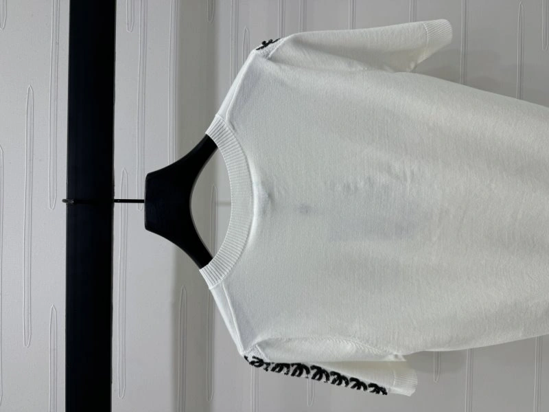 WellDesigned Chanel T-Shirts 108683