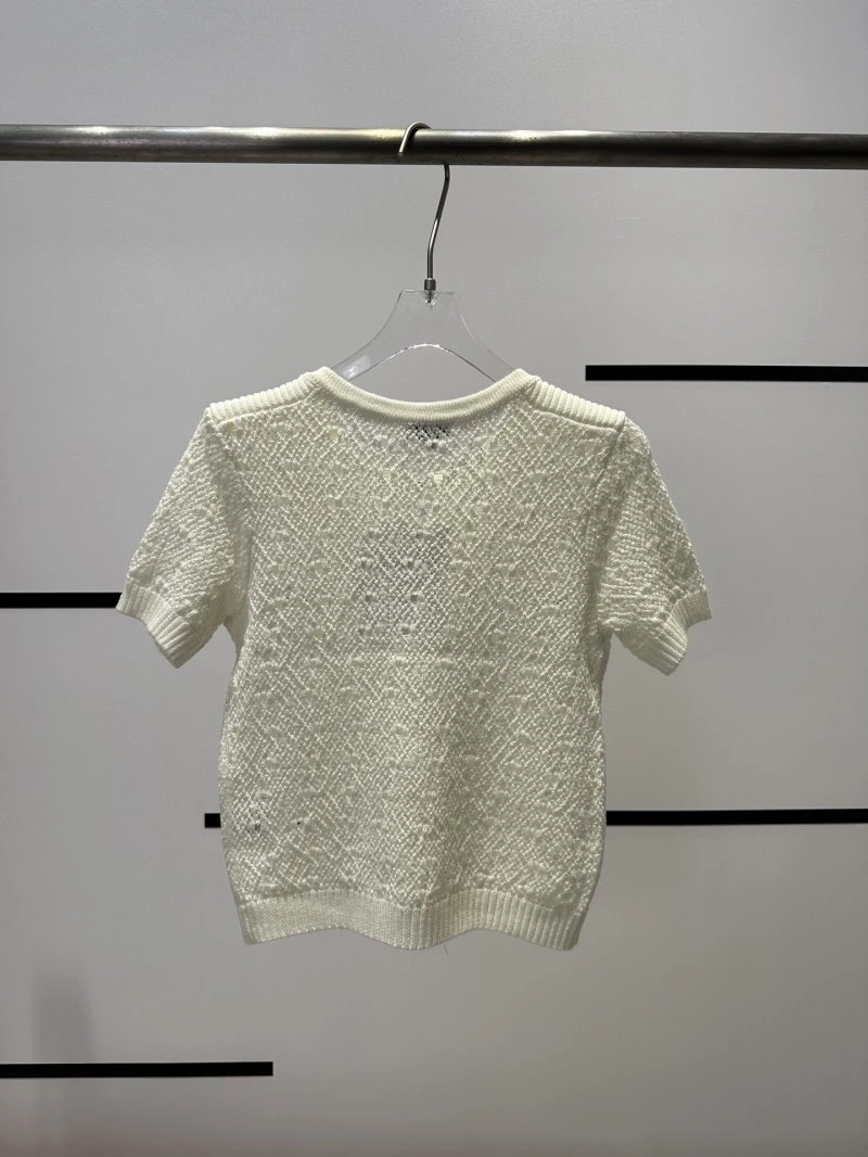 Bold Chanel T-Shirts 108675