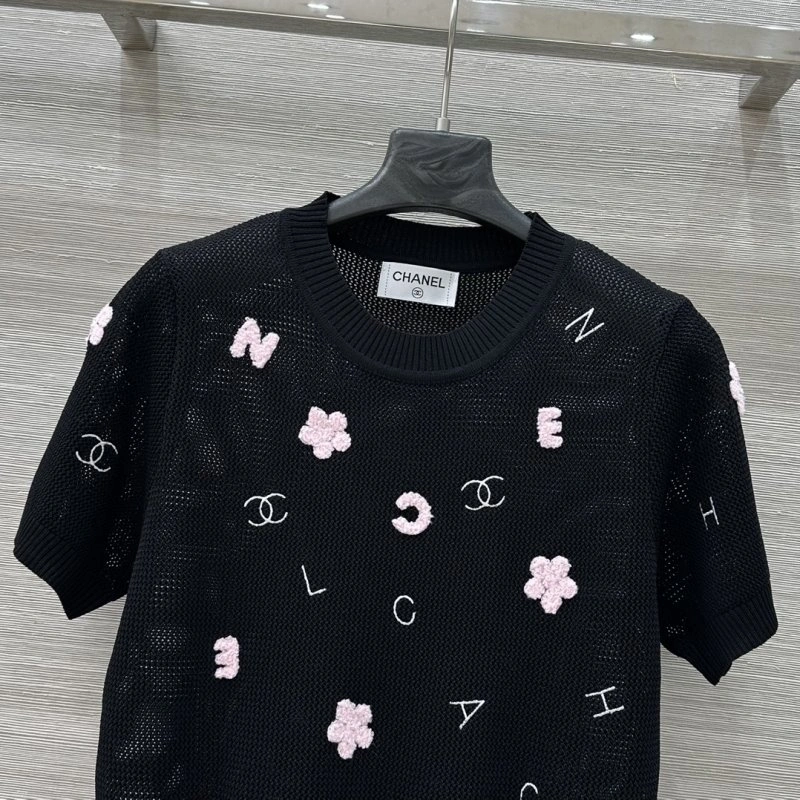 Chanel T-Shirts Vibrant 108658
