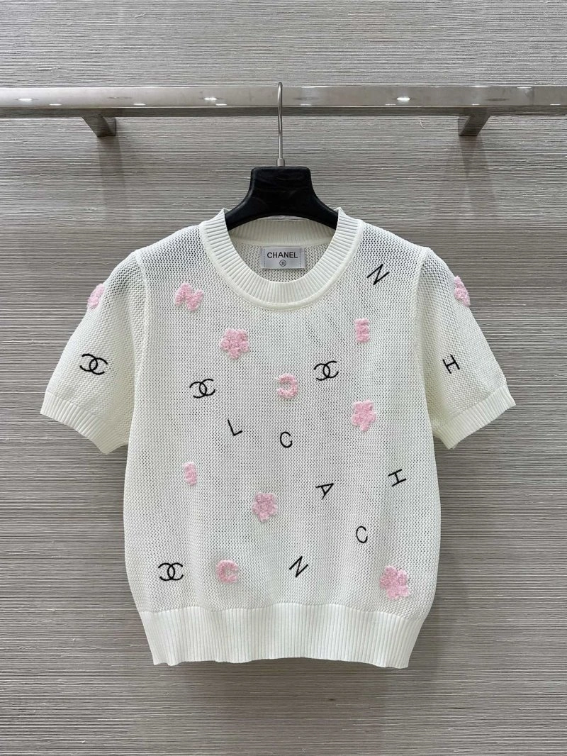 Snug Chanel T-Shirts 108661